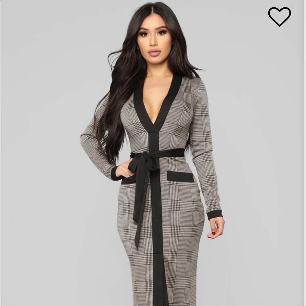 Fashion Nova Maxi Dress - WITH TAGS NEVER USED